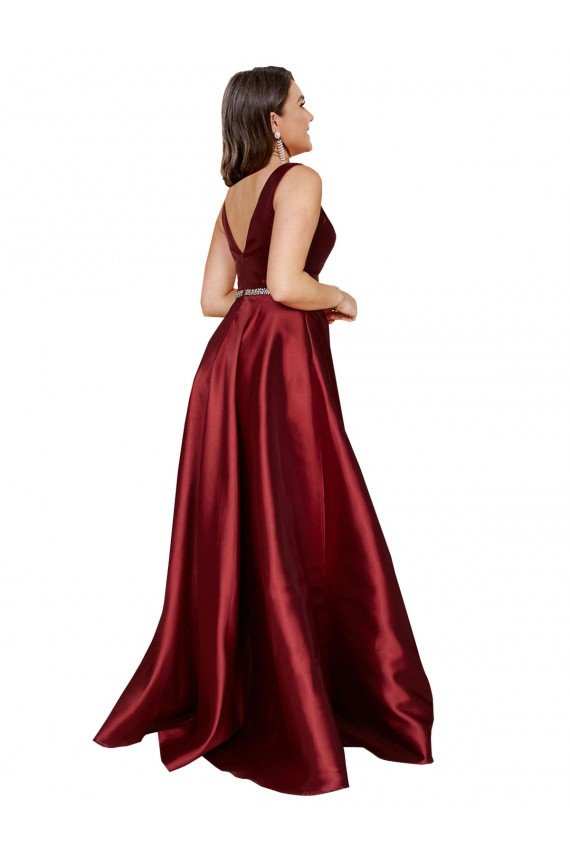 Best Sleeveless Deep V-Neck A-Line Satin Prom Dress with Pockets UK